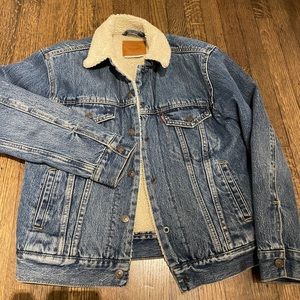Levi’s Premium Ex-Boyfriend Sherpa Jean Jacket